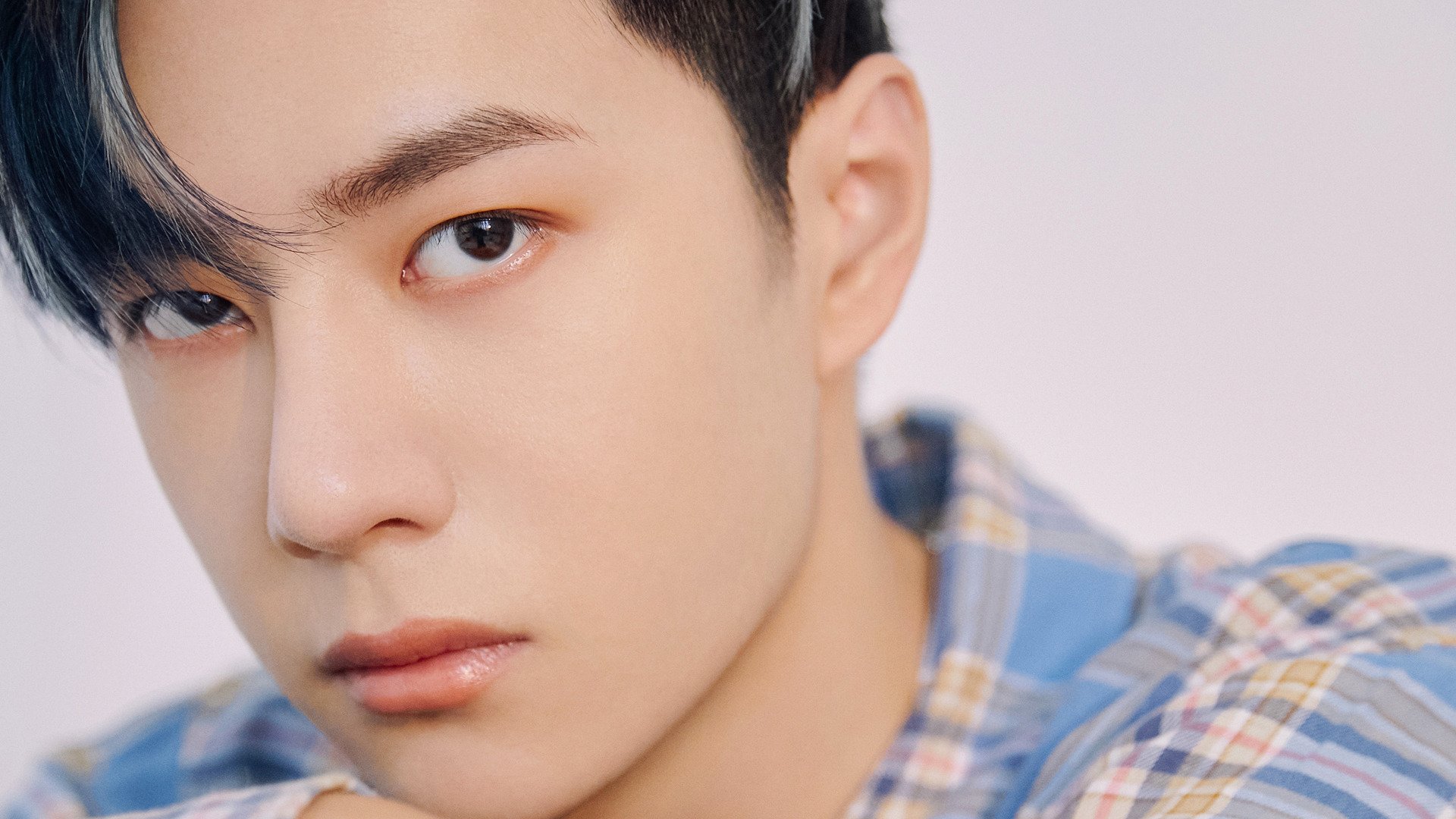 华体会网站-成年人足球联赛激战正酣，全民运动热潮，成人足球标准尺寸